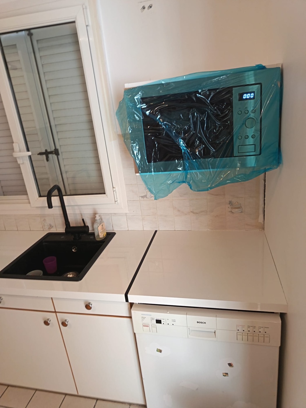 Smart Habitat - Micro-ondes Bosch + LV